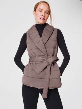Spanx Air Essentials Puffsentials Belted Vest